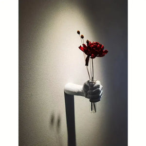Hand Vase _ Artistic hand-shaped vase Aura works